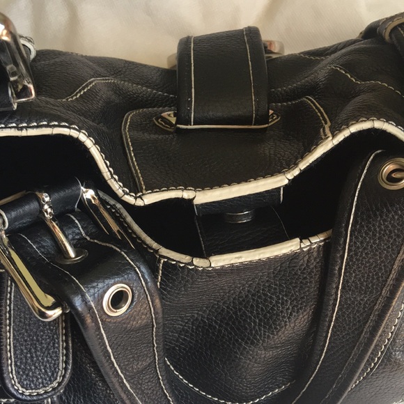 Isabella Fiore Handbag - Picture 16 of 16